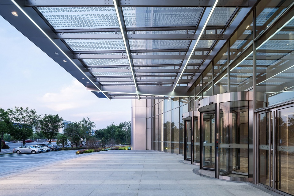 The Exo Towers Ruifeng Digital Finance Center China by UUA