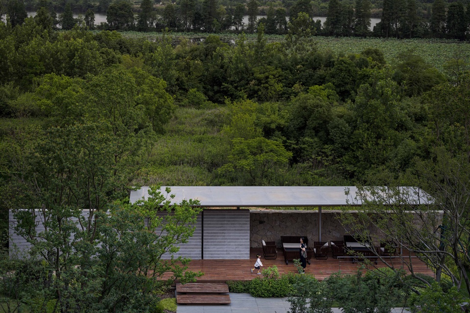 Wuhan Yanxi Lakeside Park China by Change Studio