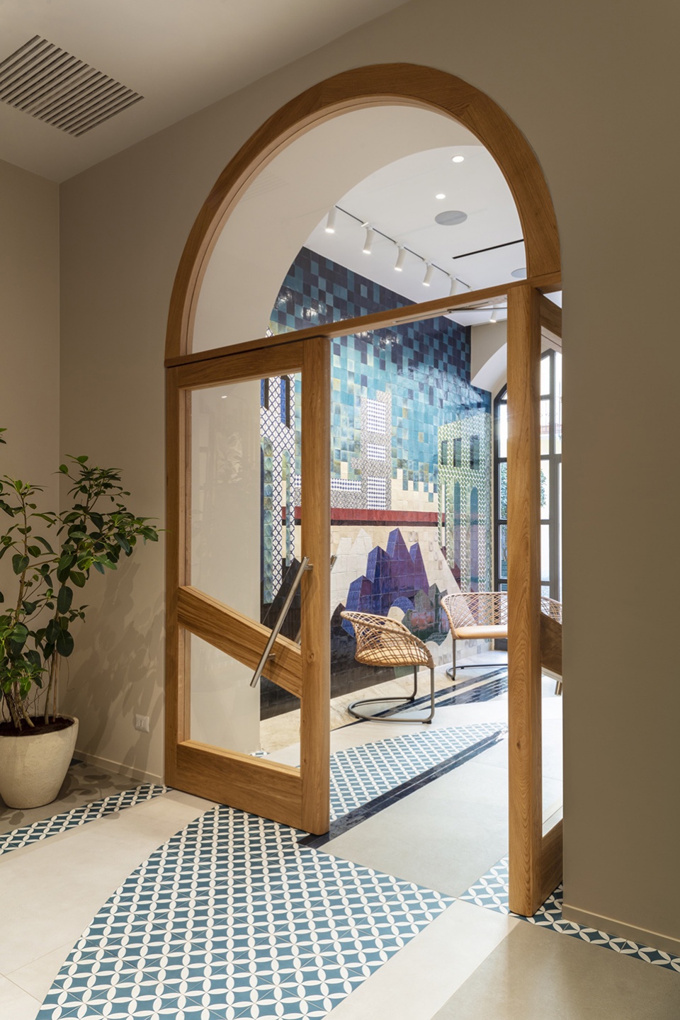 ceramiche ragno showroom milan by benedetta tagliabue embt architects