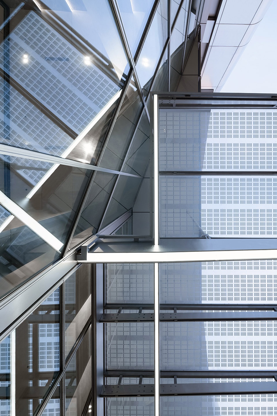 The Exo Towers Ruifeng Digital Finance Center China by UUA
