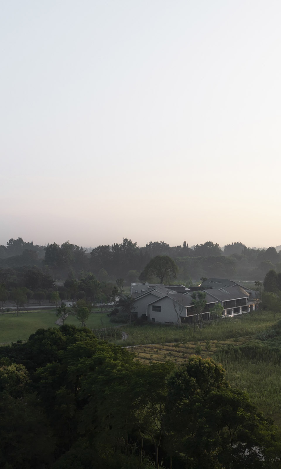 A Hotel in Linpan Chendu WeArch Design Office