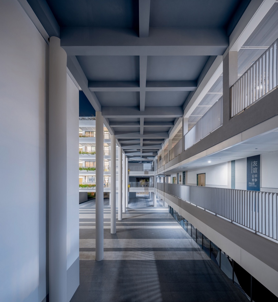 Reconstruction and extension project of Qilin Middle School Shenzhen by Yuanism Architects SUIADR