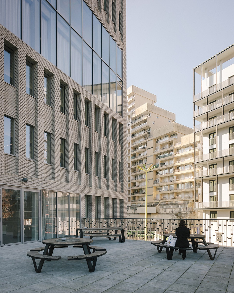 leonard de vinci institute by lan