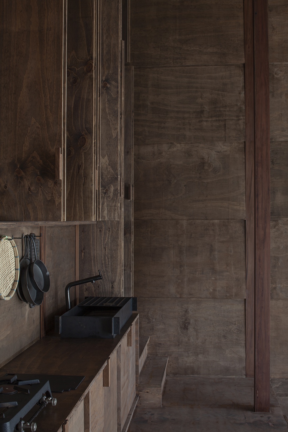 marra marra shack by leopold banchini architects