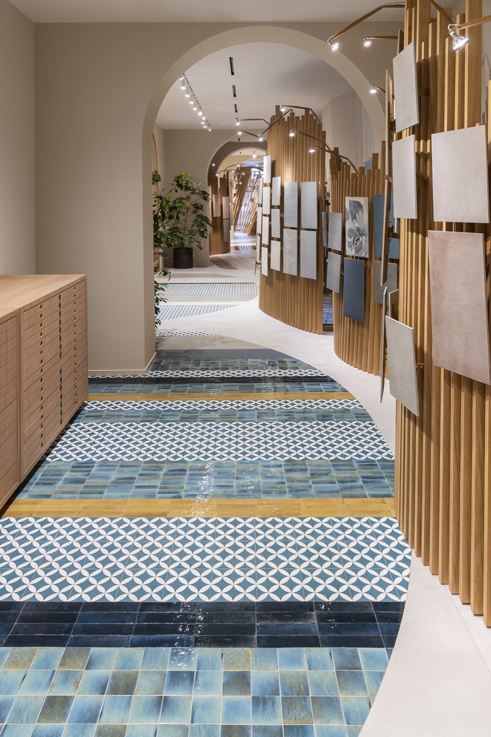 ceramiche ragno showroom milan by benedetta tagliabue embt architects