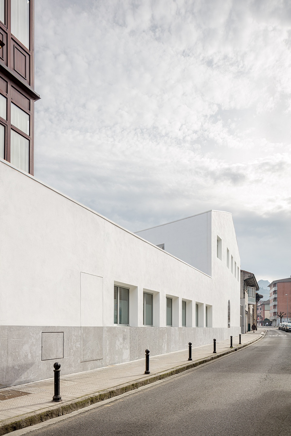 san antonio school playground by ele arkitektura