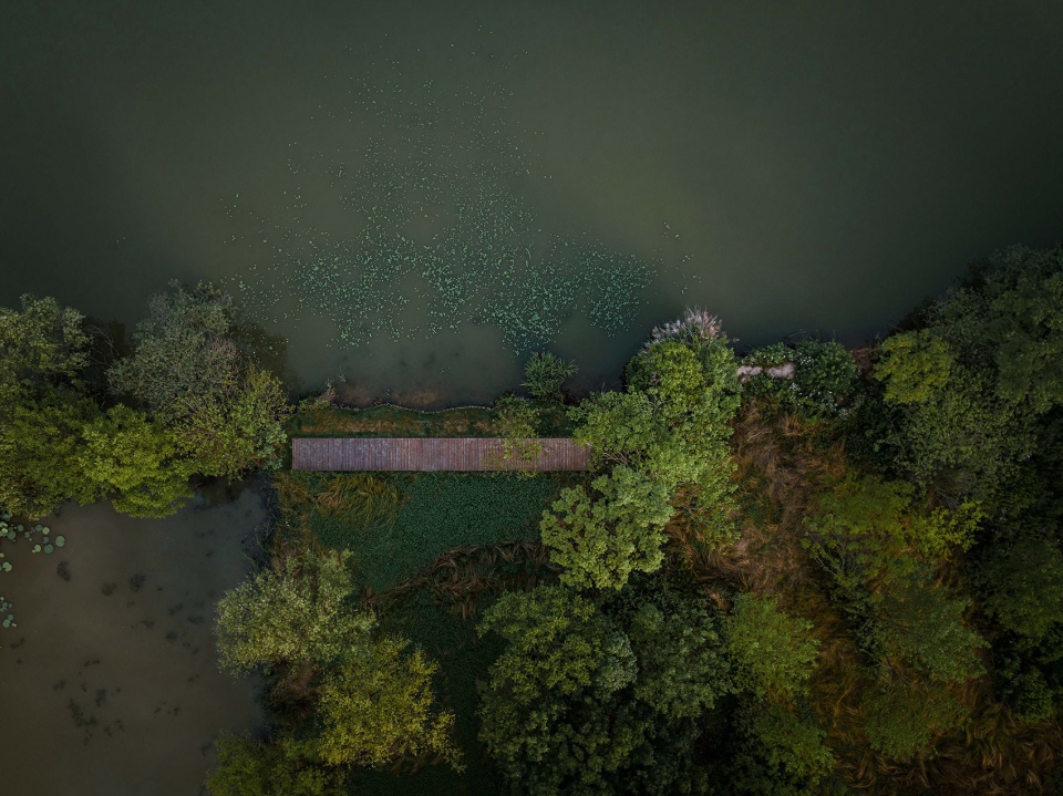 Wuhan Yanxi Lakeside Park China by Change Studio