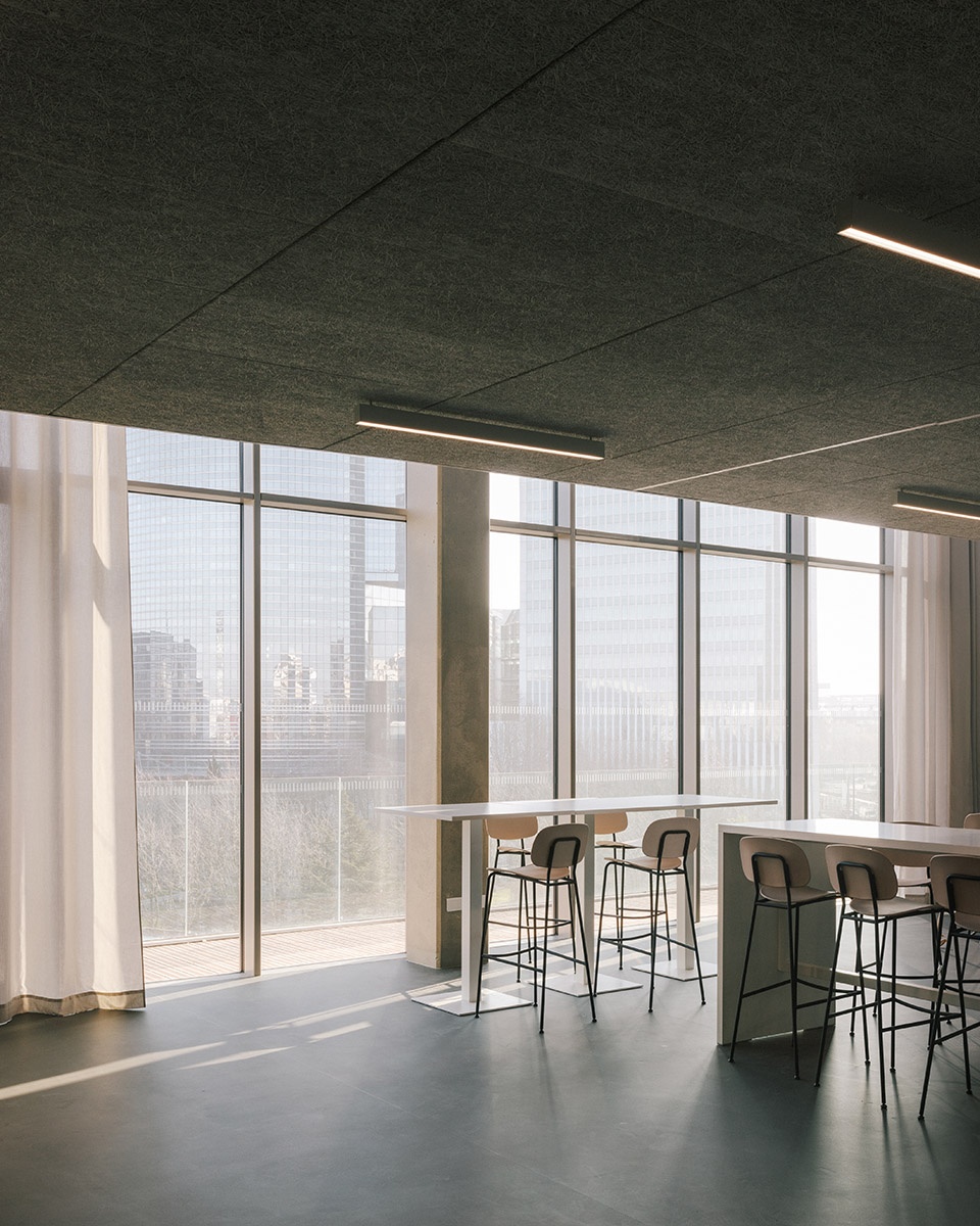 leonard de vinci institute by lan