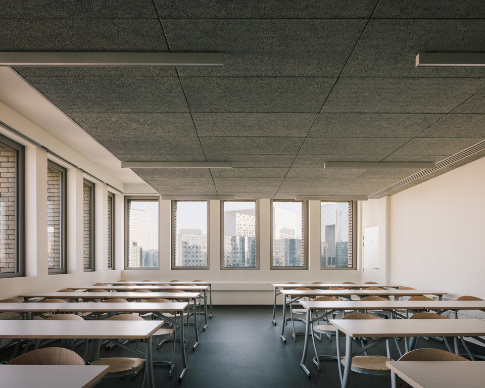 leonard de vinci institute by lan