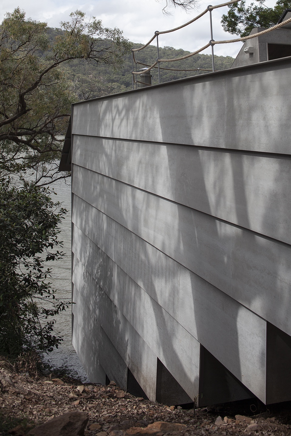 marra marra shack by leopold banchini architects