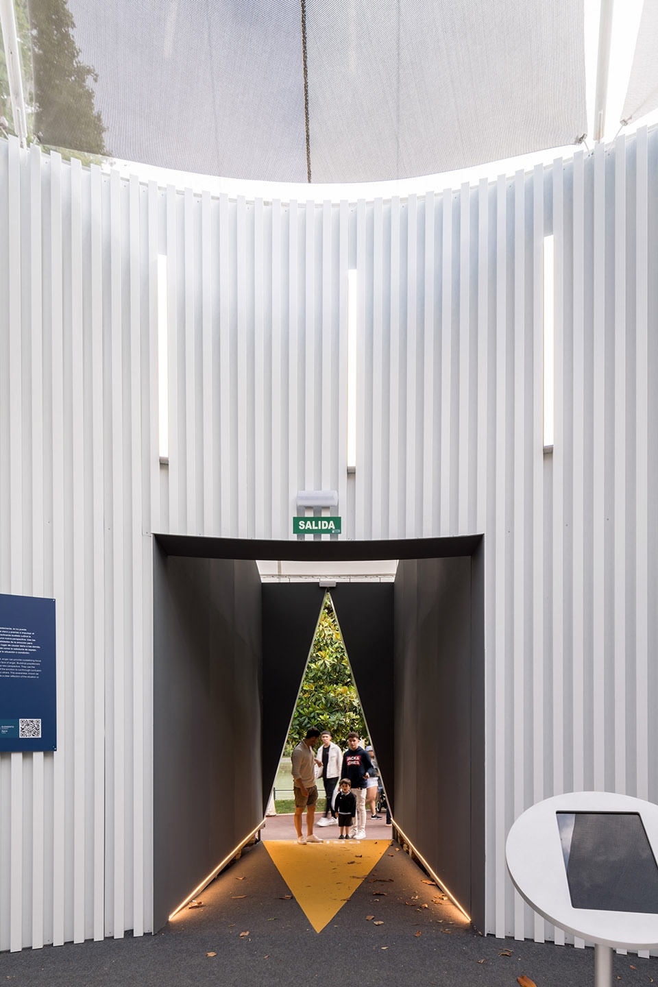 Mandala Lab by EXTUDIO ENORME Studio