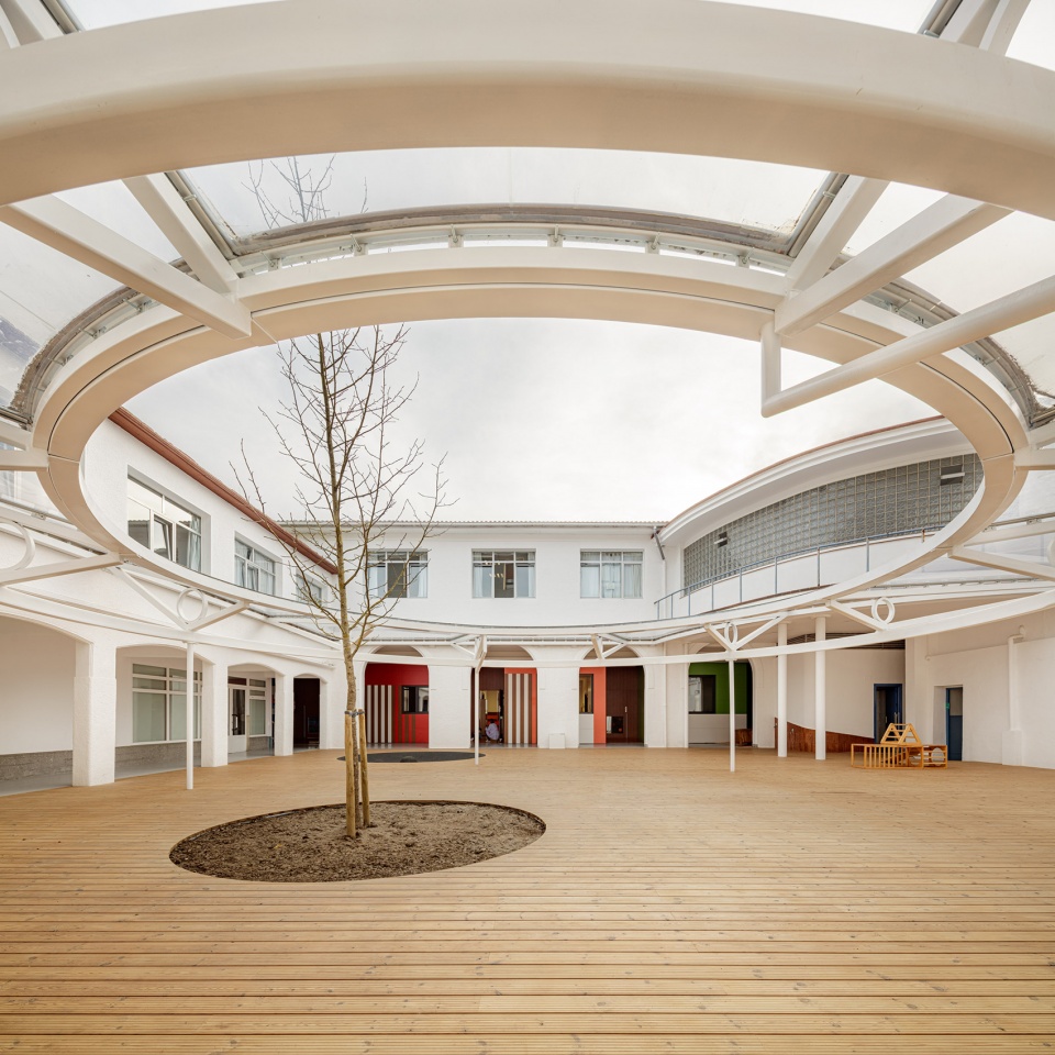 san antonio school playground by ele arkitektura
