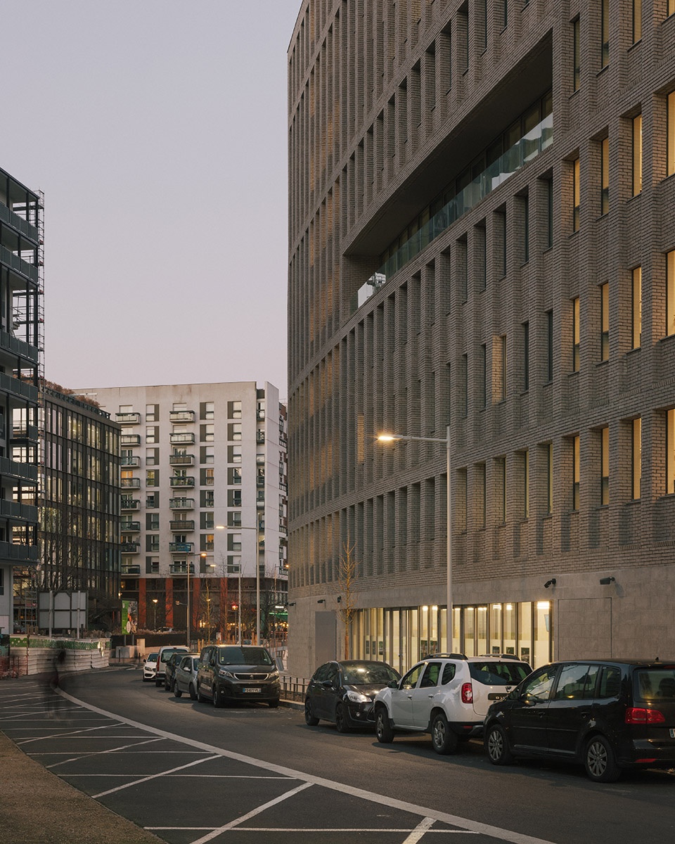 leonard de vinci institute by lan
