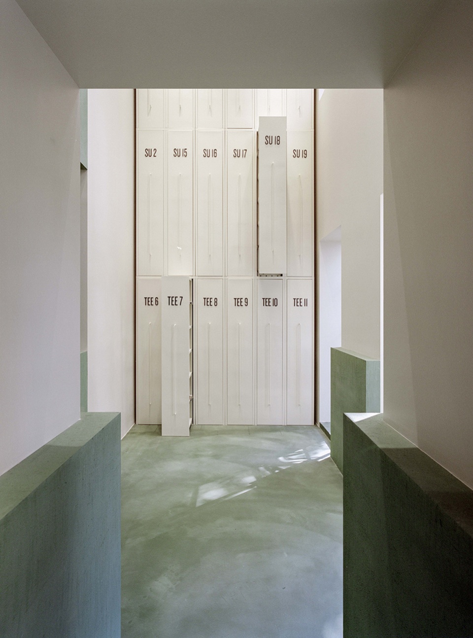 xiaozhuo flagship store by offhand practice