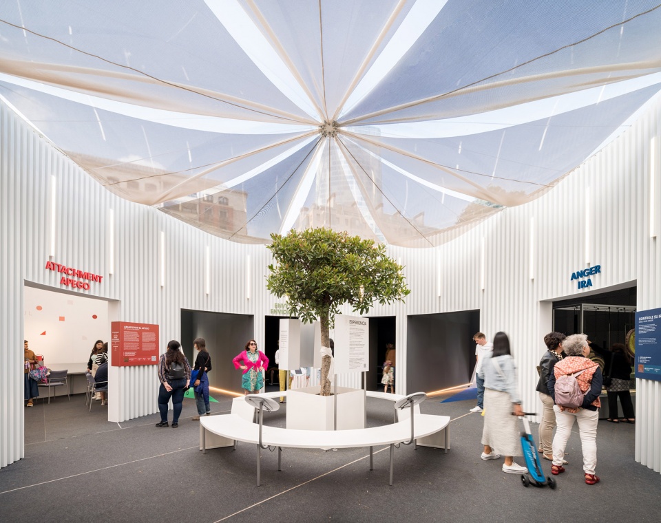 Mandala Lab by EXTUDIO ENORME Studio 1