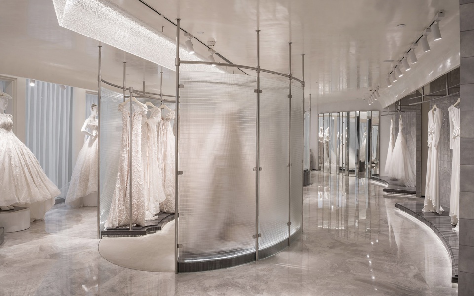 manlibridal by water team design