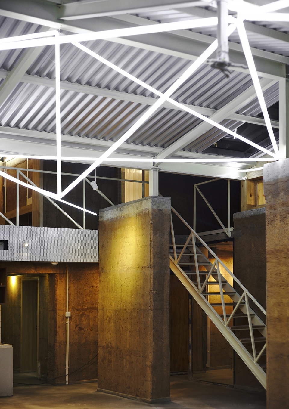 The INNOVATIVE LAB of ARCHITECTURE & ART in Qiongyao Relic Park by CLAB -  Gooood