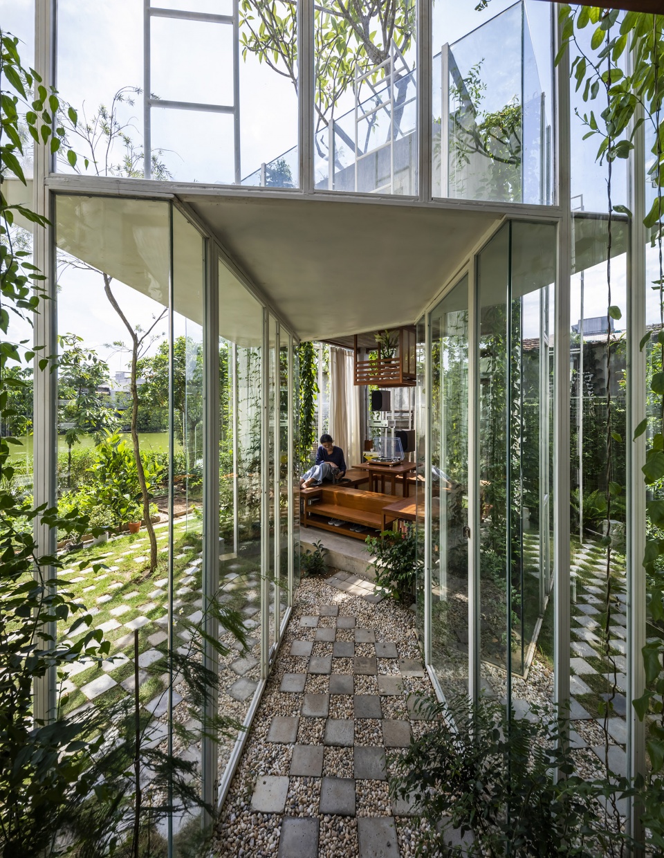 labri house by nkaa studio