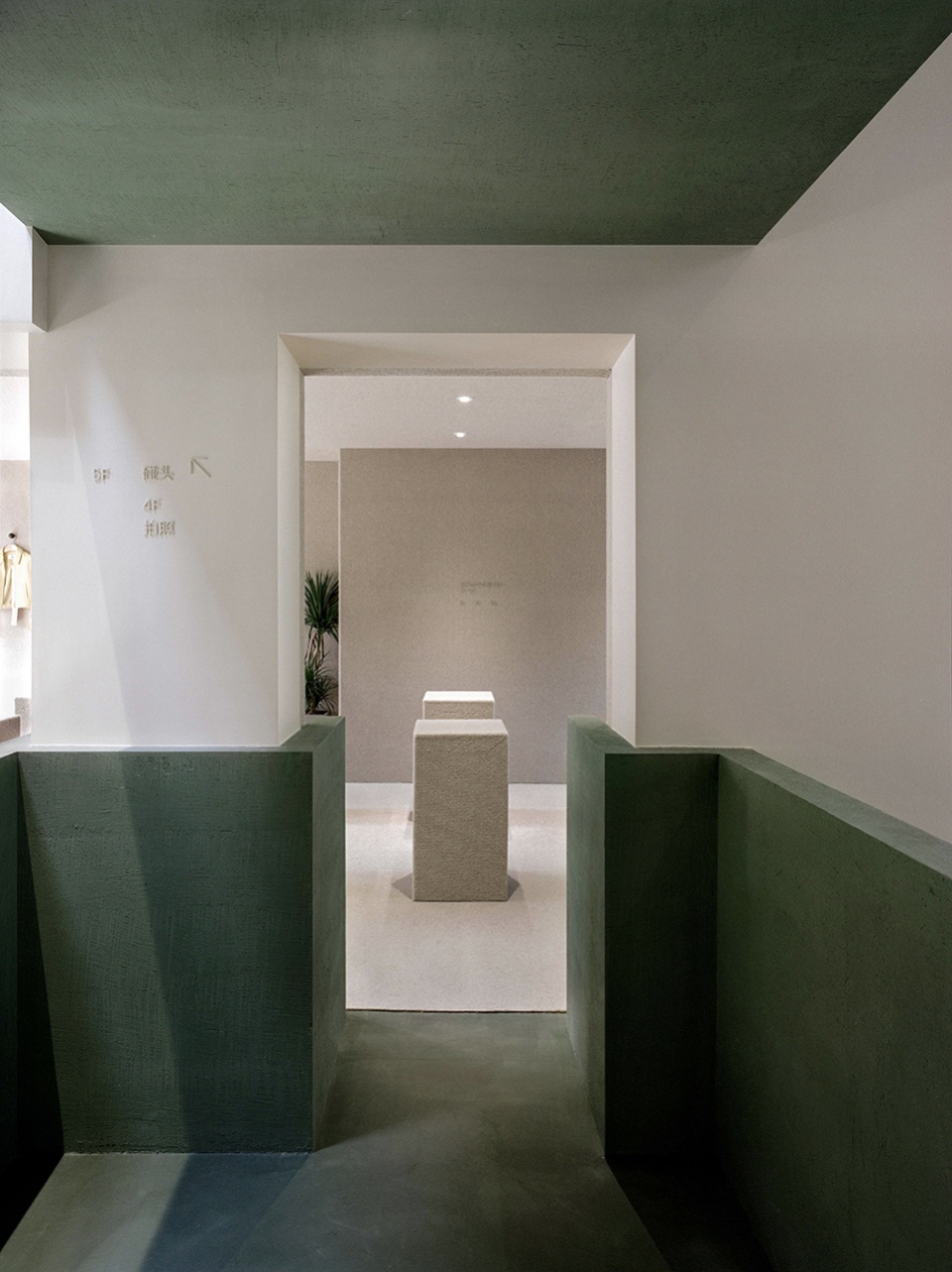 xiaozhuo flagship store by offhand practice