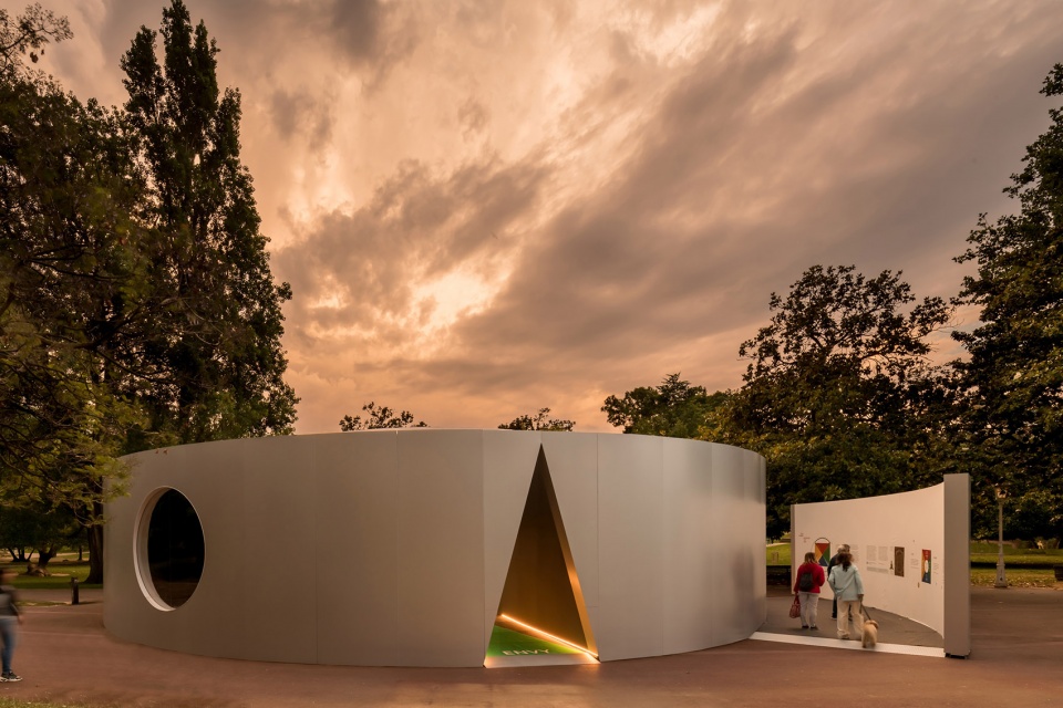 Mandala Lab by EXTUDIO ENORME Studio