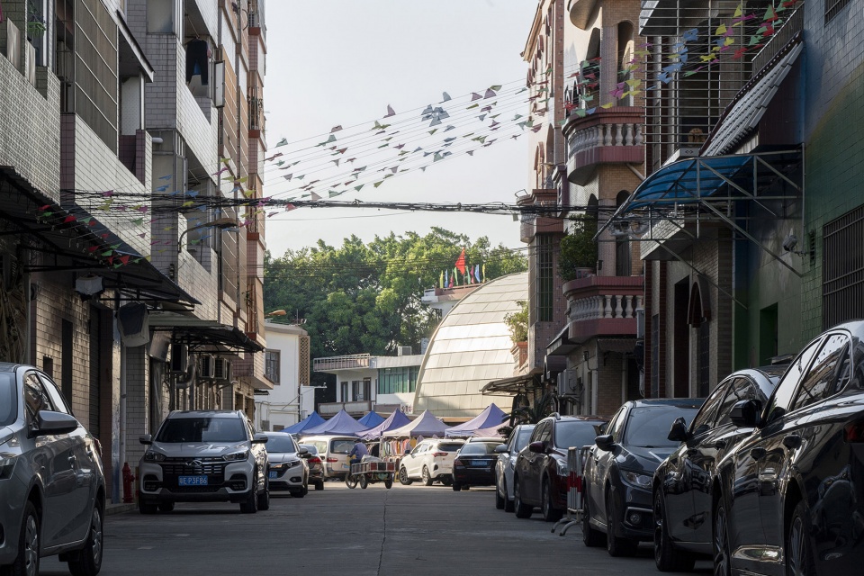 Huangchong Market Multi Architecture
