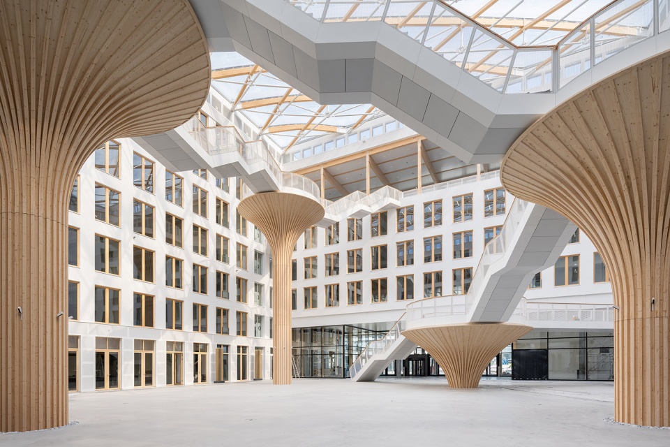 EDGE Suedkreuz Berlin by TCHOBAN VOSS Architekten