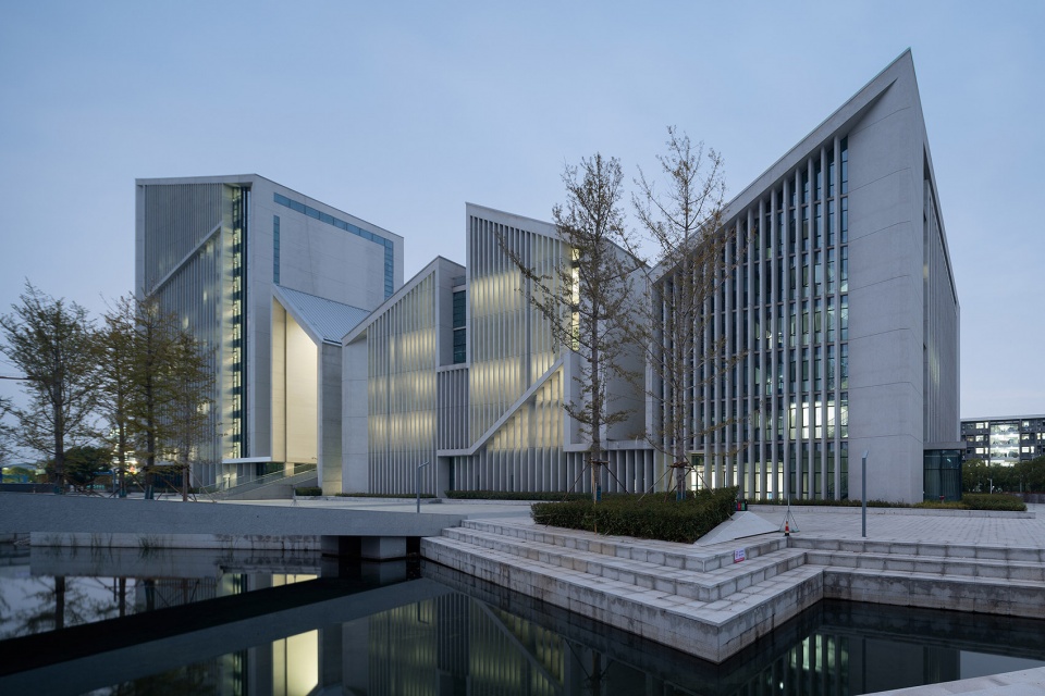 Library and Information Complex of Jiangxi Construction Vocational and Technical College SCUT