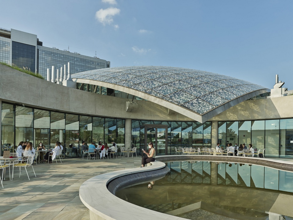 Albert Einstein Education and Research Center Safdie Architects