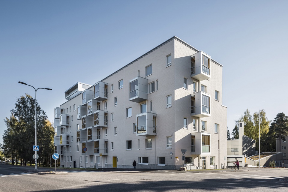 pyhatunturintie 2 public housing block helsinki by lahdelma mahlamaki architects