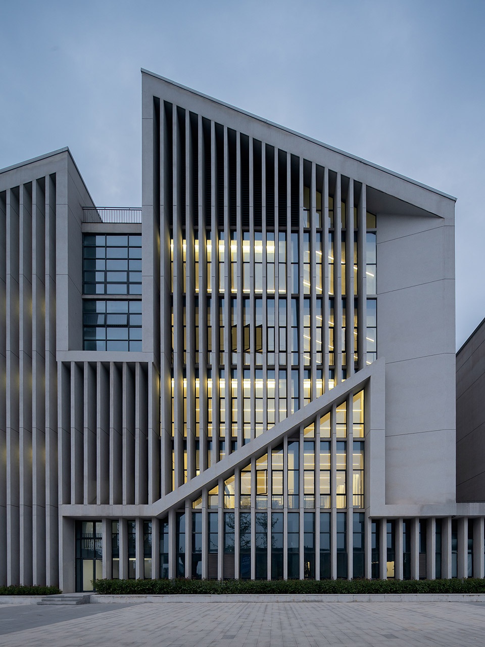 Library and Information Complex of Jiangxi Construction Vocational and Technical College SCUT