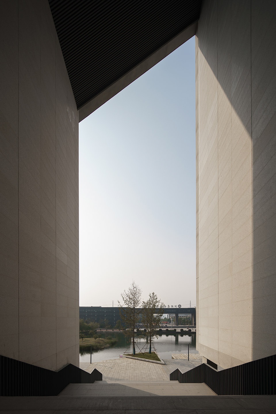 Library and Information Complex of Jiangxi Construction Vocational and Technical College SCUT