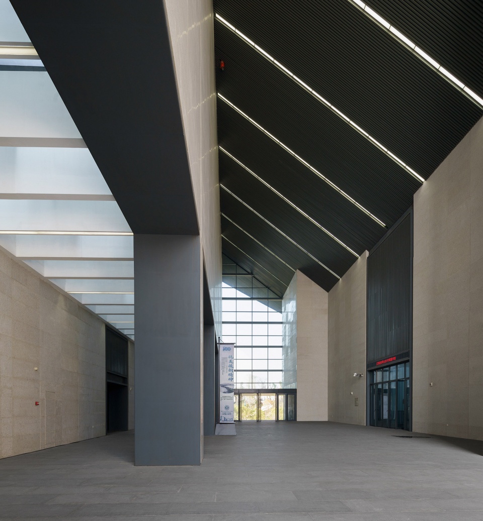Library and Information Complex of Jiangxi Construction Vocational and Technical College SCUT