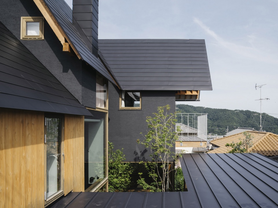 Nightingale House Atsushi Kawanishi Architects