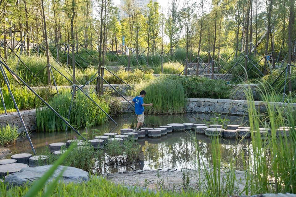 Shenzhen Pingshan Childrens Park WEi Studio