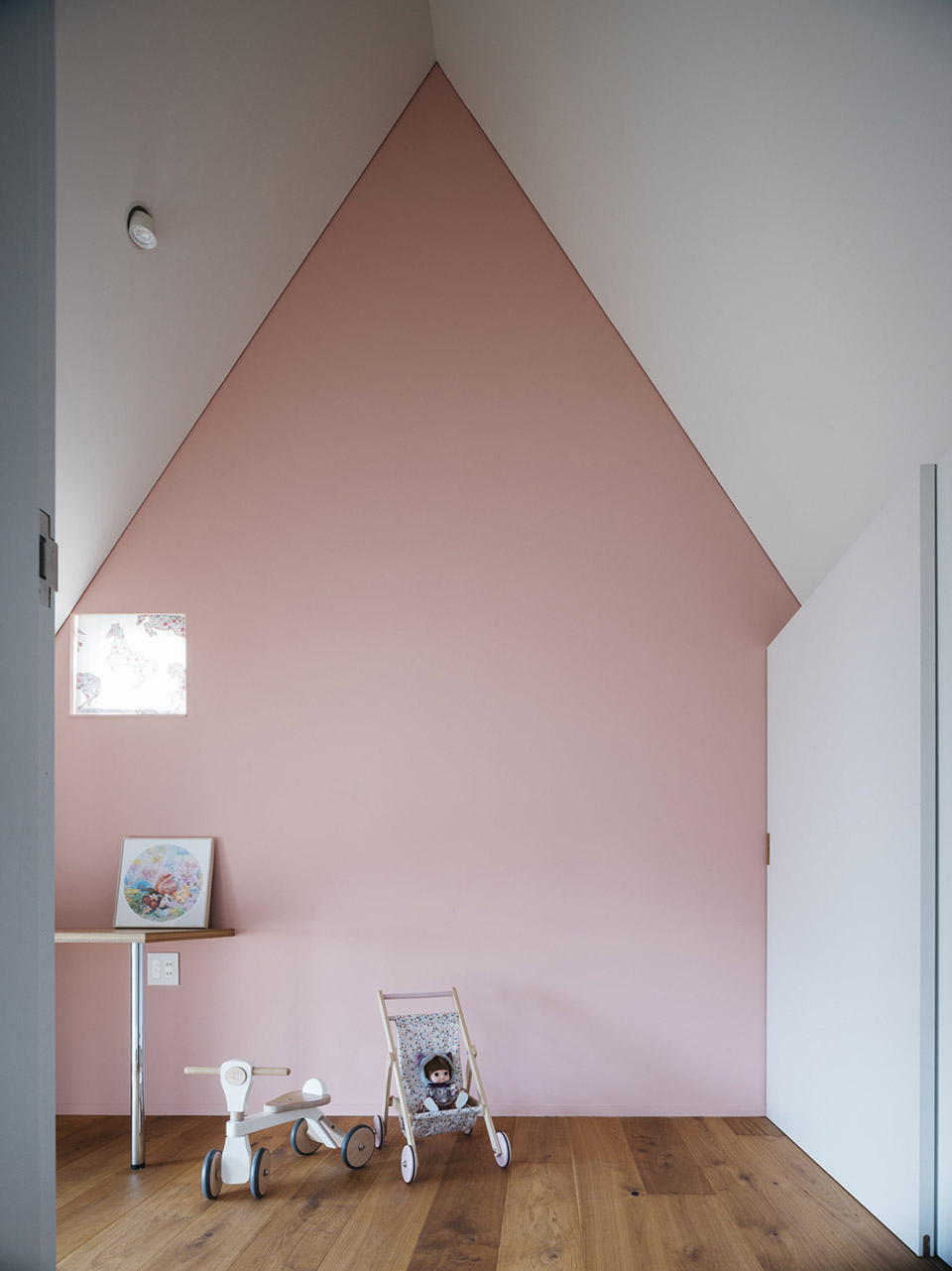 Nightingale House by Atsushi Kawanishi Architects 谷德设计网