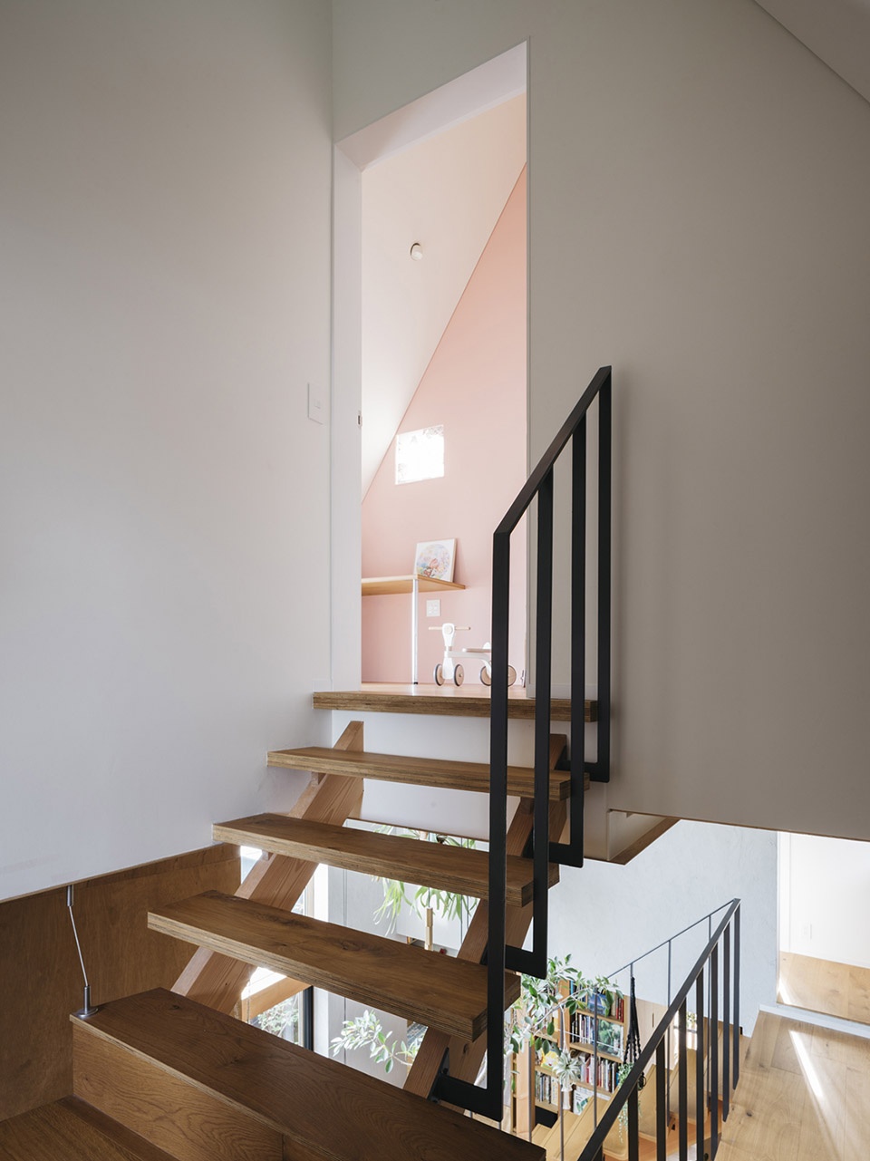 Nightingale House Atsushi Kawanishi Architects