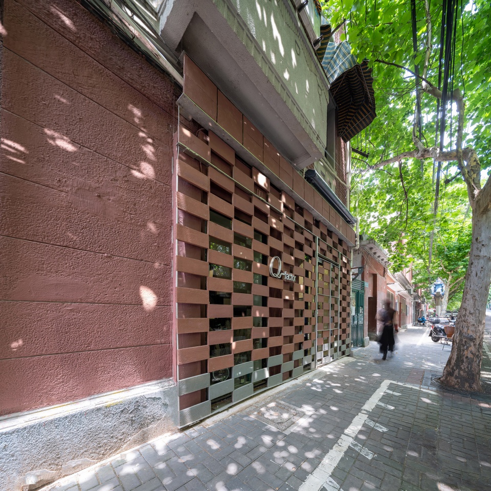 q factor store shanghai by rengarch