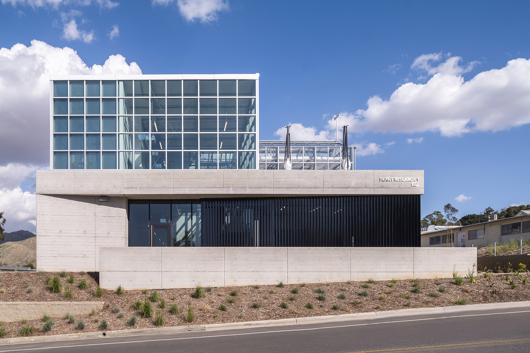 University of California, Riverside Plant Research 1 by Perkins&Will