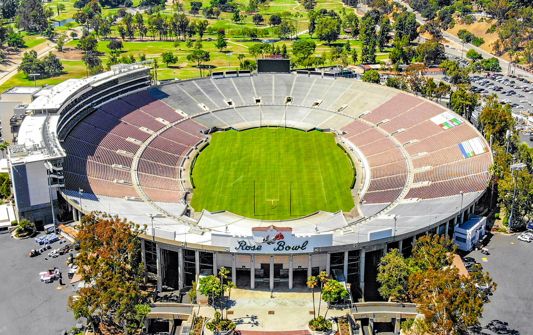 In the name of sport: Review of the World Cup final venues - 谷德设计网
