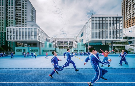 学习层台：深圳福强小学 / 众建筑