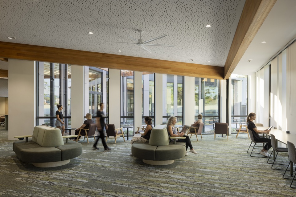 Glenroy Community Hub by DesignInc