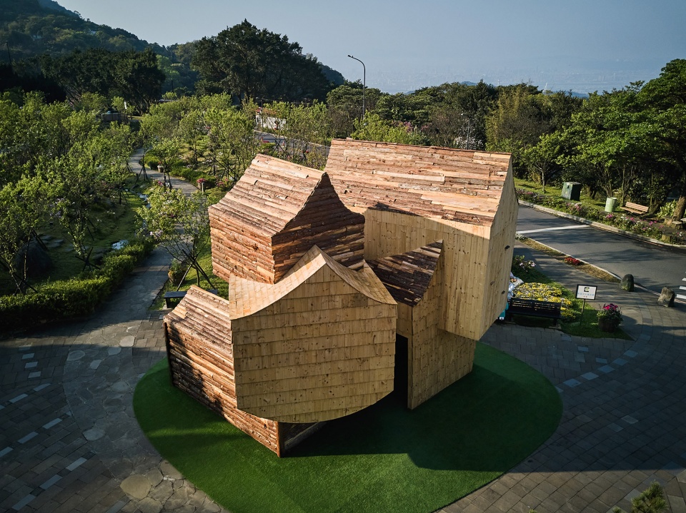 boolean birdhouse by phoebe sayswow architects
