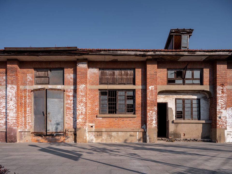 Cloud granary building renovation Shanghai Xigu Art Museum China by DCDSAA Architecture Office