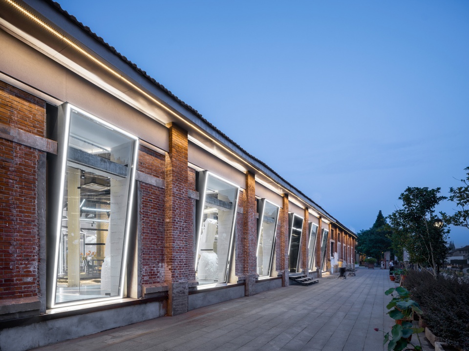 Cloud granary building renovation Shanghai Xigu Art Museum China by DCDSAA Architecture Office
