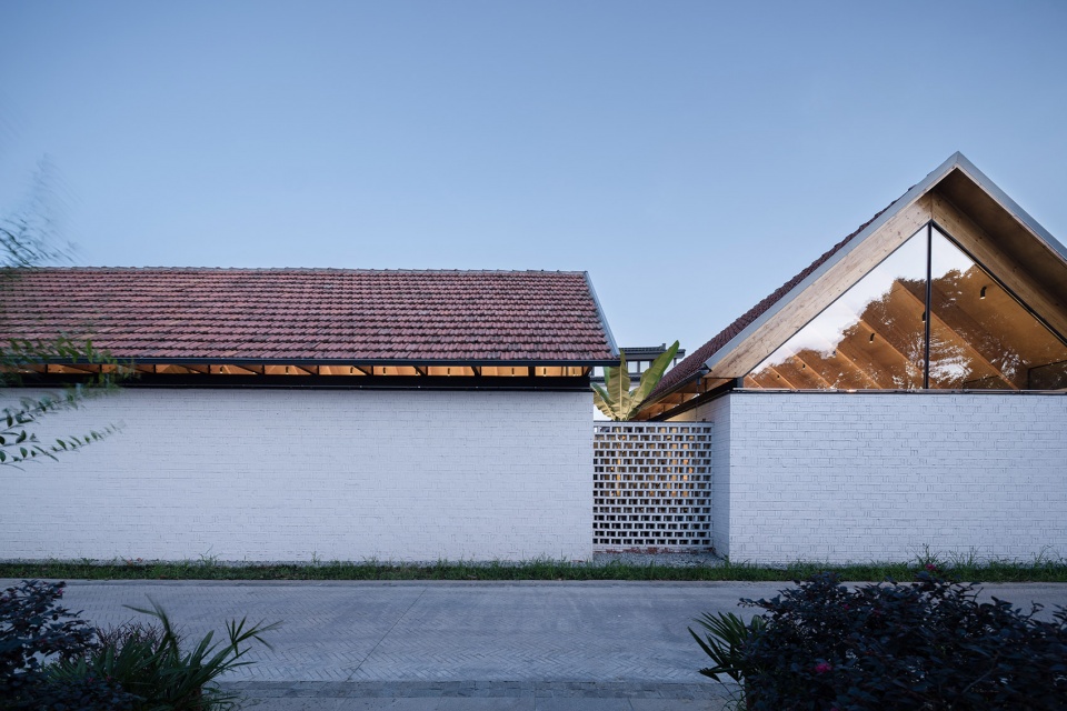 reconstruction design of wujiaqiao villagers home in qiandeng town fanaf