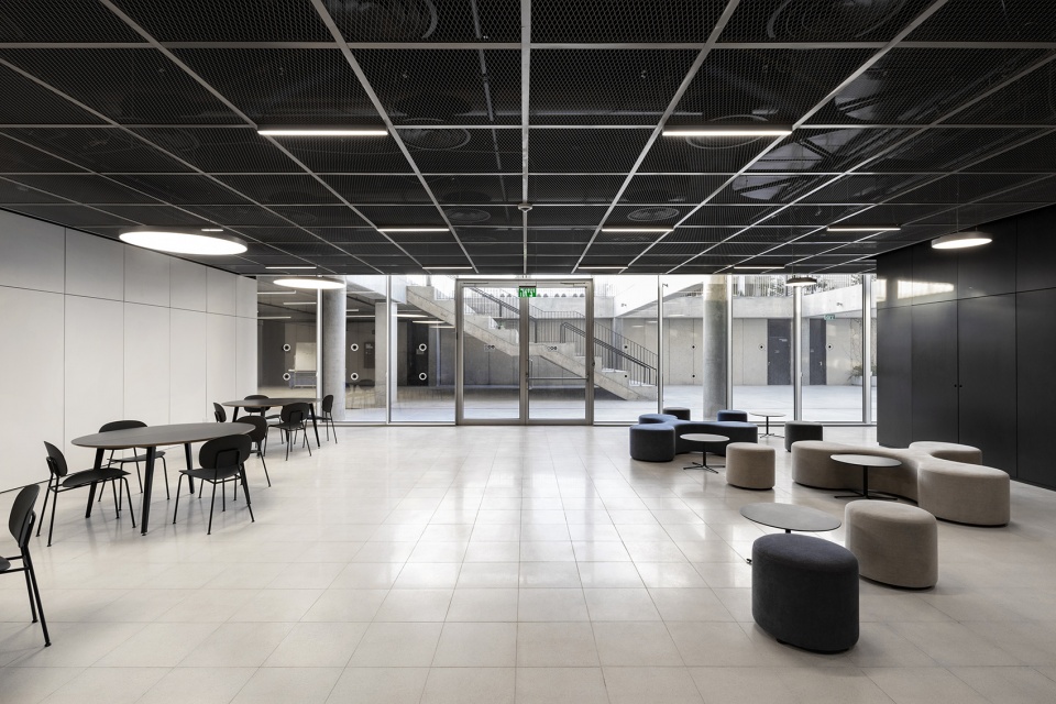 Faculty of Engineering TAU by PEZ Zarhy Architects