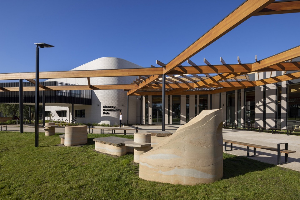Glenroy Community Hub by DesignInc