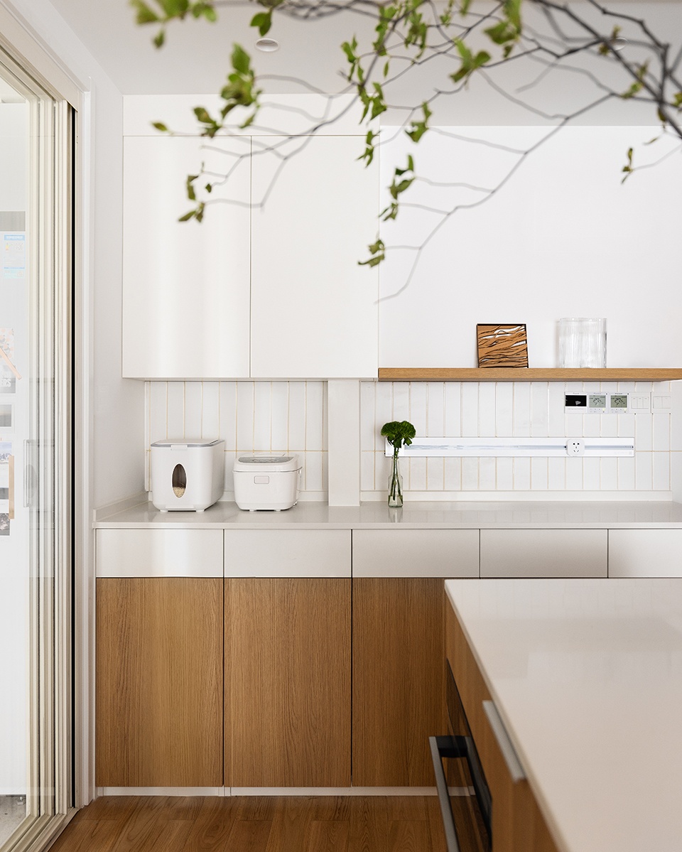 Home of the Landscape Architect China by Dream Cat Interior Design