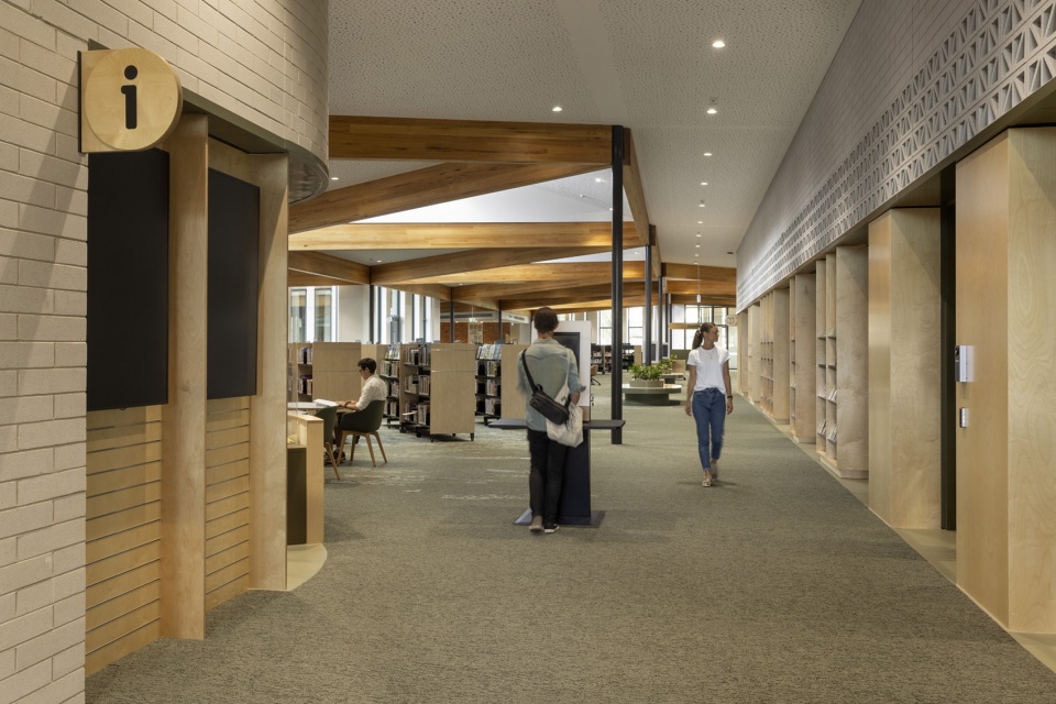 Glenroy Community Hub by DesignInc