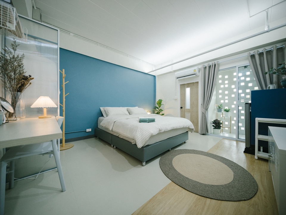 P NG Mansion by LANG GUY Architects